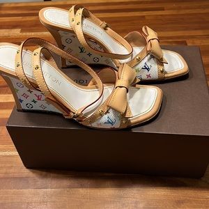 Louis Vuitton Multicolored leather strappy stud sandals -size 38.5